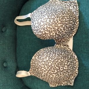NWT leopard print 38DDD bra